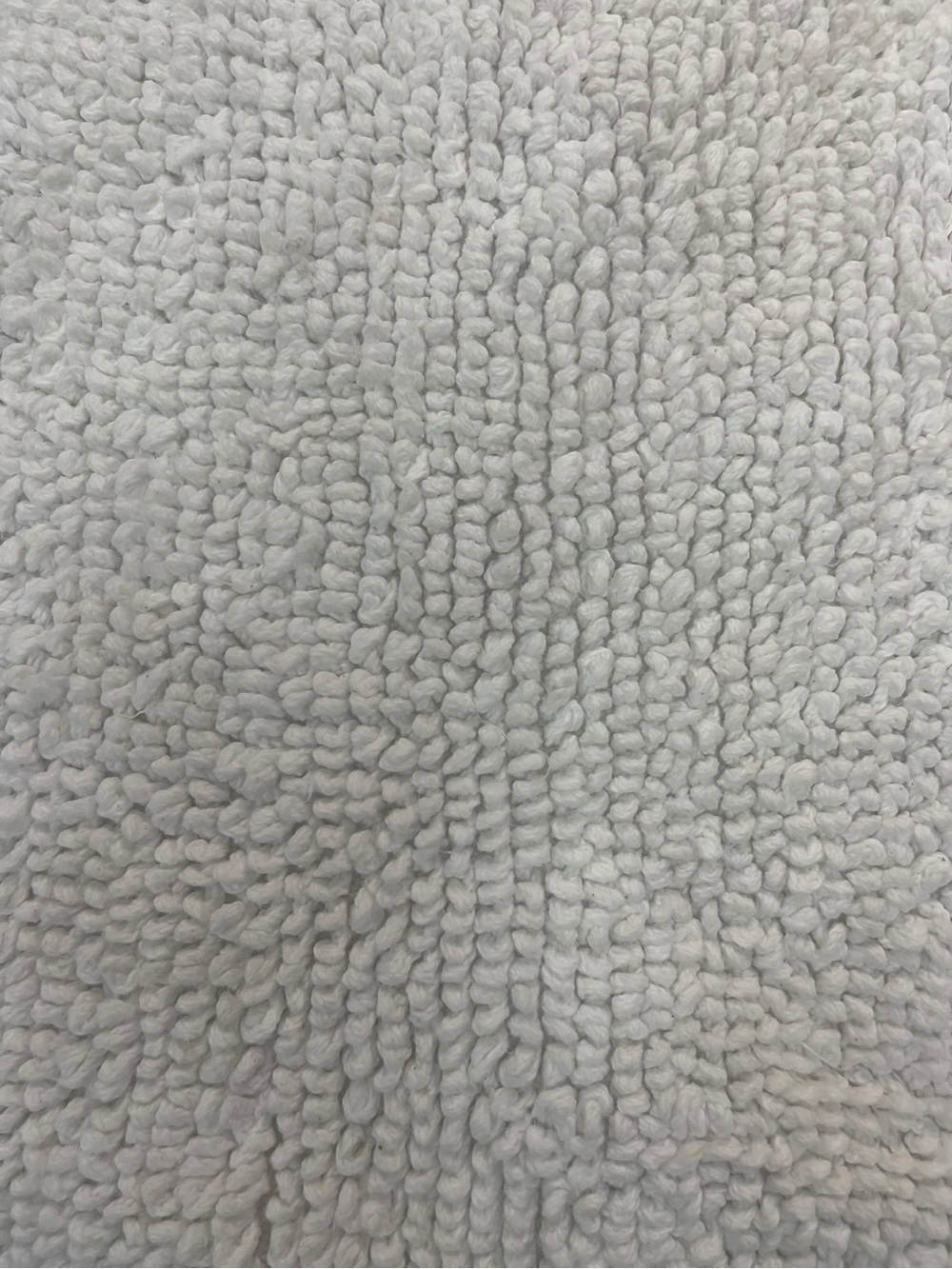 Juicy Couture Brooklyn Vintage Reversible Bath Rug White - Picture 2 of 12
